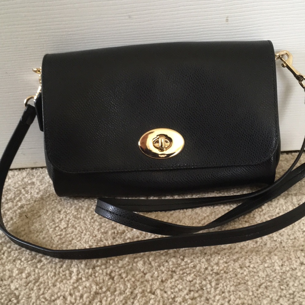 Coach-leather purse. Never used.